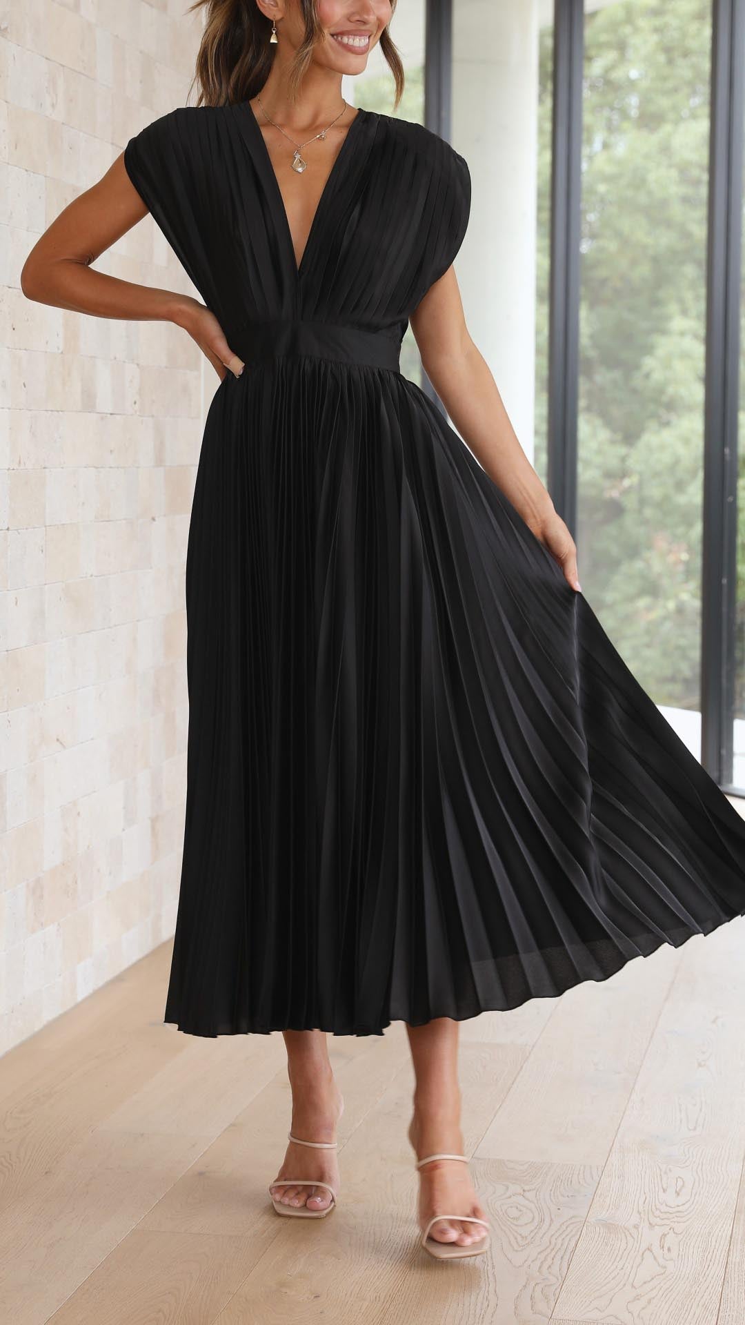 Dauphine | Robe plissée élégante
