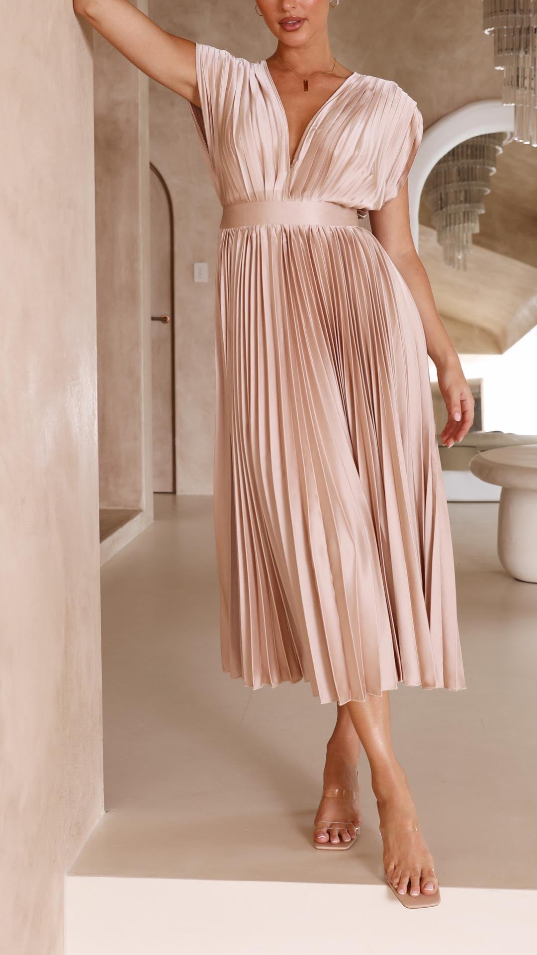 Dauphine | Robe plissée élégante
